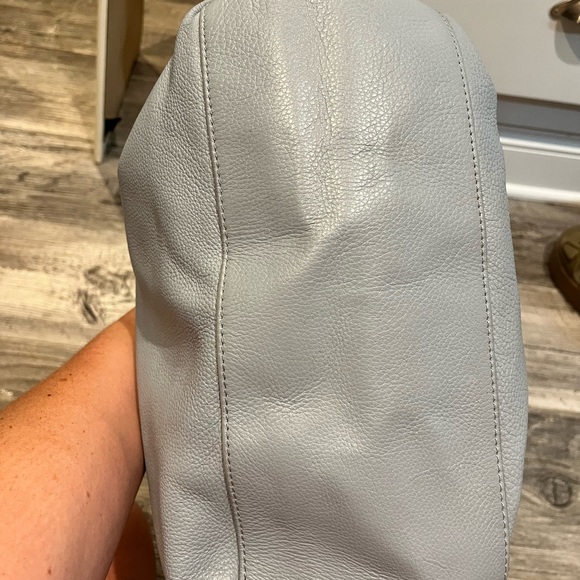 Tory Burch Marion East West Leather Tote Blue NWOT - Picture 8 of 9